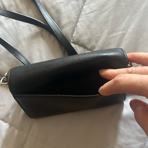 Michael Kors wallet on a chain - Picture 10 of 10